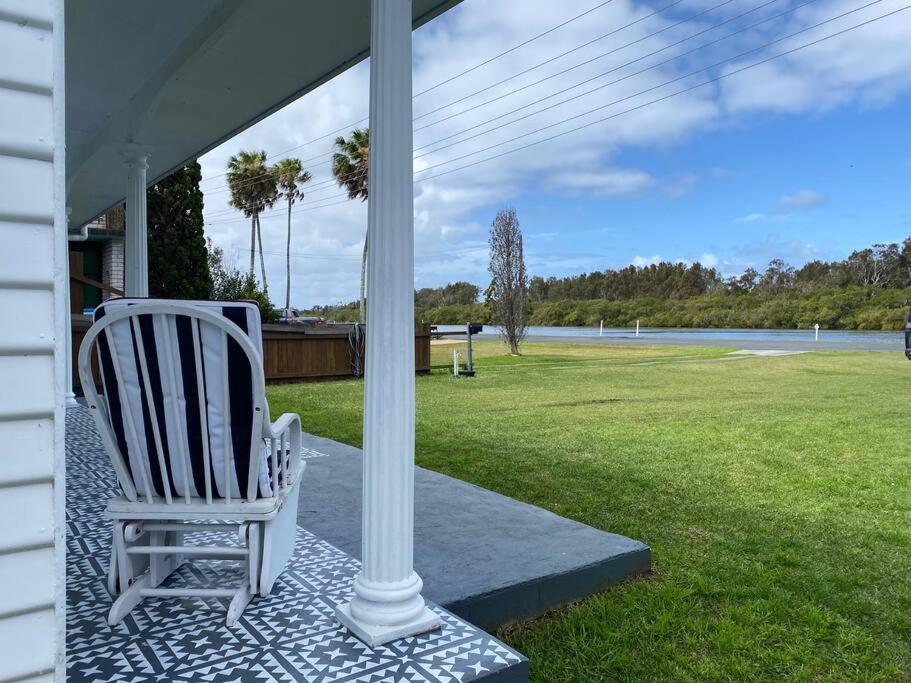 Wallis Lakehouse Villa Tuncurry Exteriör bild