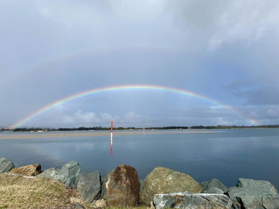 Wallis Lakehouse Villa Tuncurry Exteriör bild